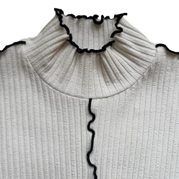 Mango MNG Ribbed Long Sleeve T-Shirt Cream Black Lettuce Edge Trim Mock Neck XS - Picture 4 of 13